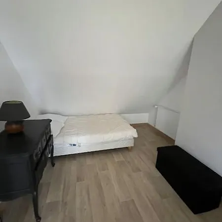 Maison Moderne Et Chaleureuse, Emplacement Ideal