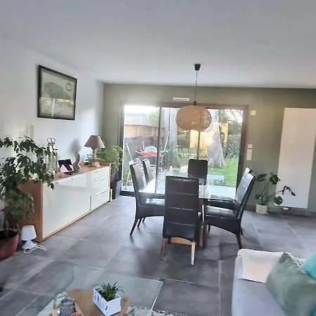 Maison Moderne Et Chaleureuse, Emplacement Ideal Дом отдыха
